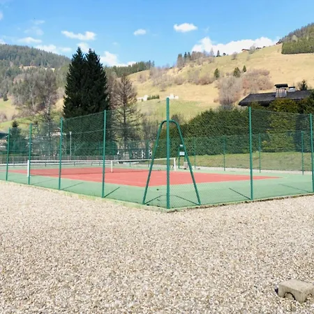 Superb In Апартаменти